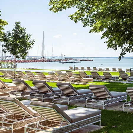 Lua - Adults Only Szálloda