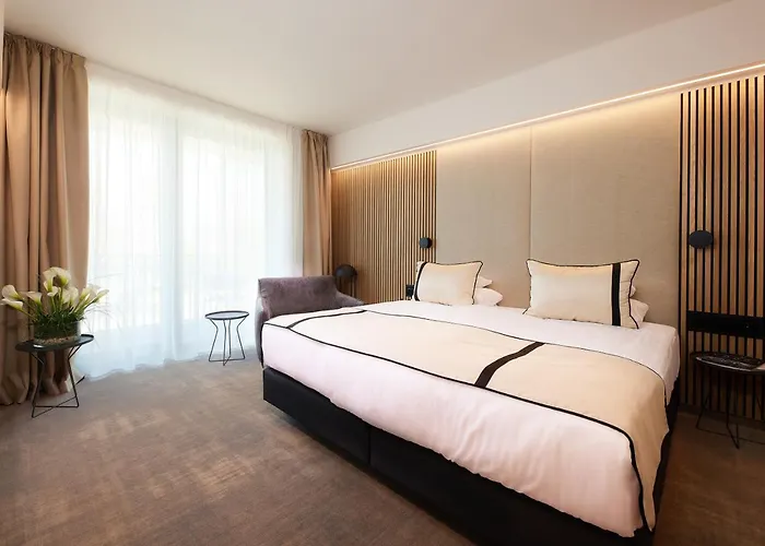 Lua - Adults Only 5*